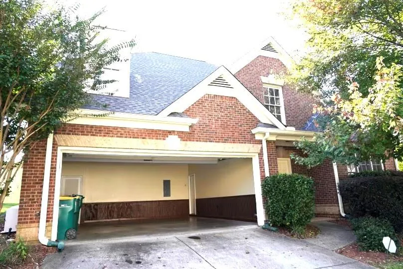210 Fieldsborn Court, Sandy Springs, Georgia 30328, 4 Bedrooms Bedrooms, ,3 BathroomsBathrooms,Residential,Sold,210 Fieldsborn Court,6946305