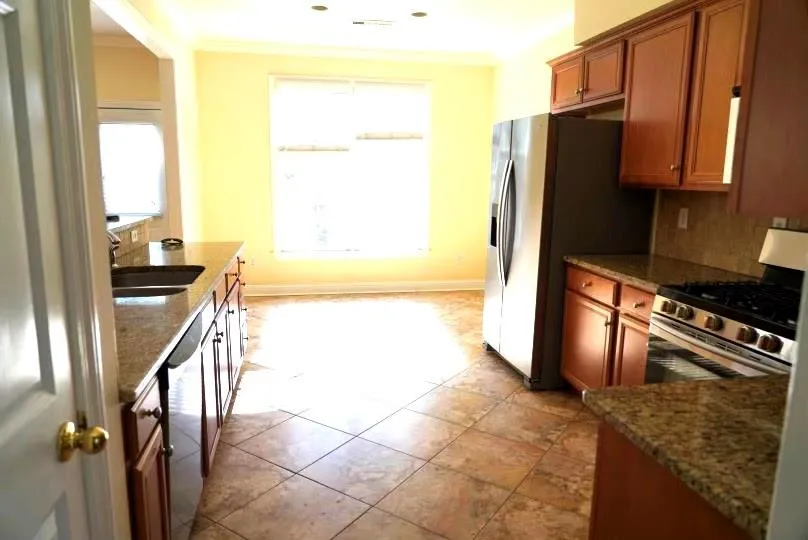 210 Fieldsborn Court, Sandy Springs, Georgia 30328, 4 Bedrooms Bedrooms, ,3 BathroomsBathrooms,Residential,Sold,210 Fieldsborn Court,6946305