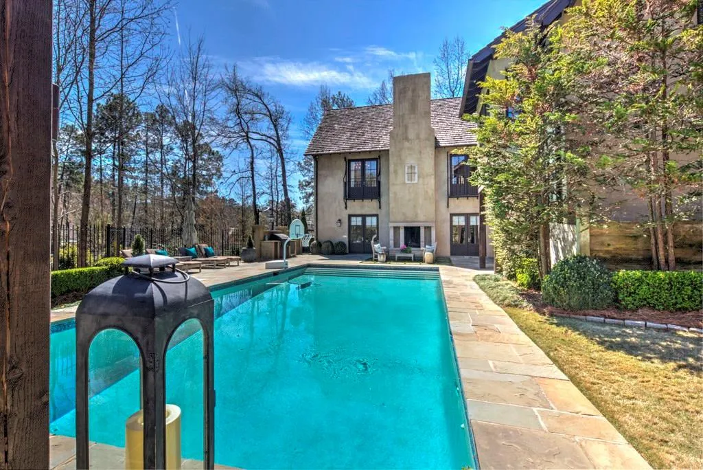 5525 Long Island Drive Nw, Atlanta, Georgia 30327, 6 Bedrooms Bedrooms, ,7 BathroomsBathrooms,Residential,Sold,5525 Long Island Drive Nw,5821769