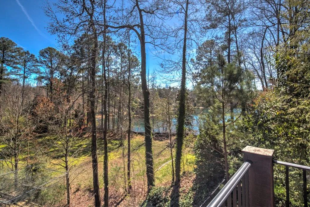 5525 Long Island Drive Nw, Atlanta, Georgia 30327, 6 Bedrooms Bedrooms, ,7 BathroomsBathrooms,Residential,Sold,5525 Long Island Drive Nw,5821769