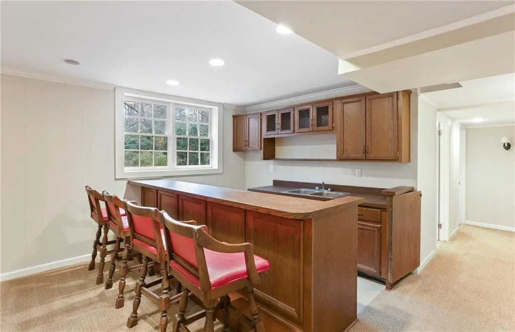 6240 Rivercliffe Drive, Sandy Springs, Georgia 30328, 5 Bedrooms Bedrooms, ,3 BathroomsBathrooms,Residential,Sold,6240 Rivercliffe Drive,6993878