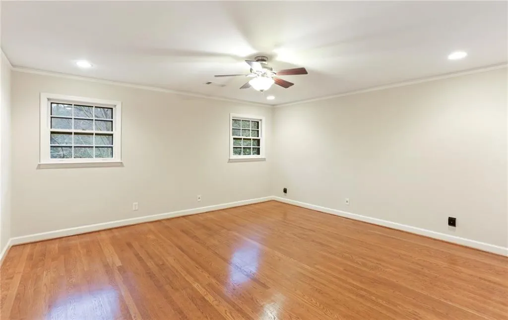 6240 Rivercliffe Drive, Sandy Springs, Georgia 30328, 5 Bedrooms Bedrooms, ,3 BathroomsBathrooms,Residential,Sold,6240 Rivercliffe Drive,6993878