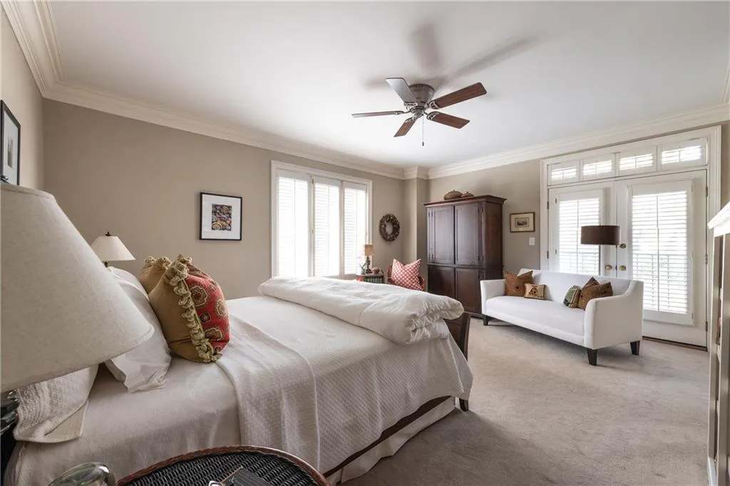 Primary suite