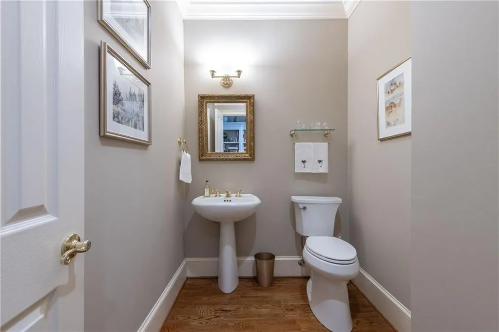 Powder room