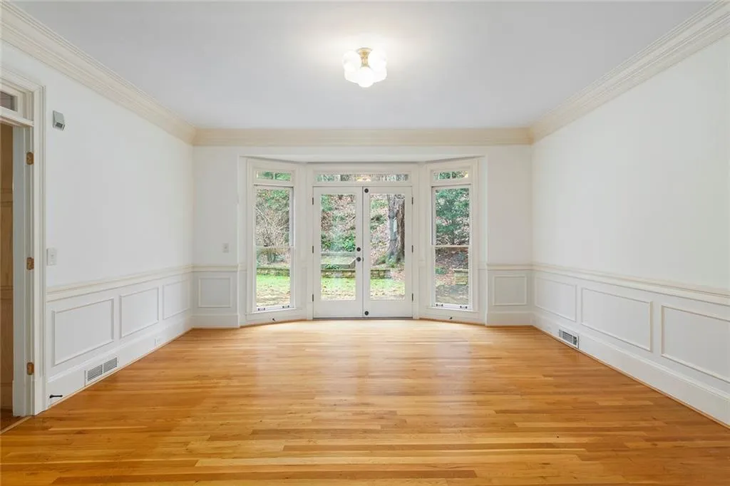 1775 Brandon Hall Drive, Sandy Springs, Georgia 30350, 4 Bedrooms Bedrooms, ,4 BathroomsBathrooms,Residential,Sold,1775 Brandon Hall Drive,7192985