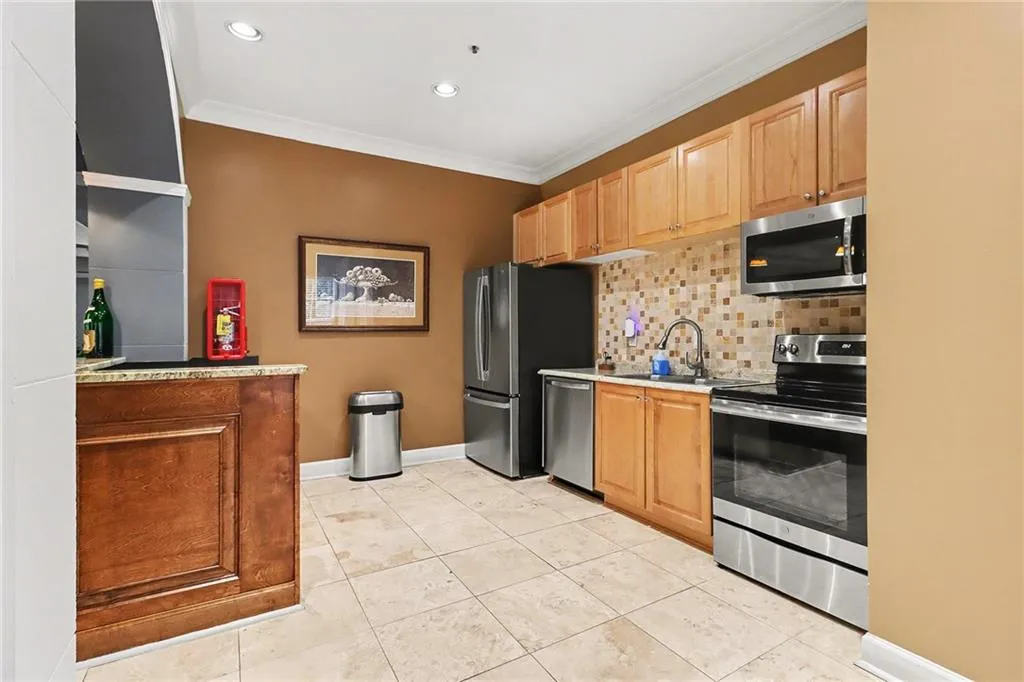 10 Perimeter Summit Boulevard Ne Unit 4432, Atlanta, Georgia 30319, 2 Bedrooms Bedrooms, 0 ,1 BathroomBathrooms,Residential,For Sale,10 Perimeter Summit Boulevard Ne Unit 4432,7700336