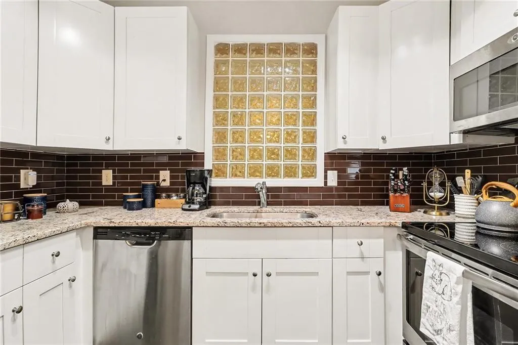 10 Perimeter Summit Boulevard Ne Unit 4432, Atlanta, Georgia 30319, 2 Bedrooms Bedrooms, 0 ,1 BathroomBathrooms,Residential,For Sale,10 Perimeter Summit Boulevard Ne Unit 4432,7700336