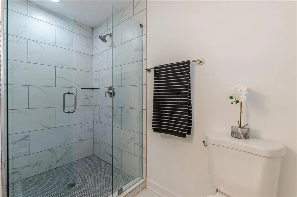 2649 Santa Barbara Drive Nw, Atlanta, Georgia 30318, 3 Bedrooms Bedrooms, ,2 BathroomsBathrooms,Residential,For Sale,2649 Santa Barbara Drive Nw,7509728