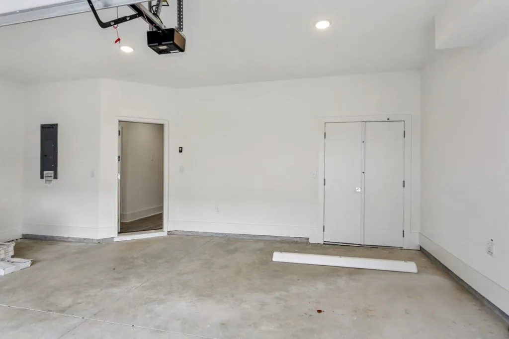 5870 Westin Road, Atlanta, Georgia 30328, 3 Bedrooms Bedrooms, ,3 BathroomsBathrooms,Residential,Sold,5870 Westin Road,7367789