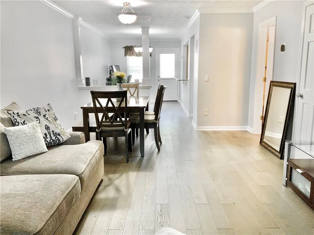 165 N River Drive Unit D, Sandy Springs, Georgia 30350, 2 Bedrooms Bedrooms, ,2 BathroomsBathrooms,Residential,Sold,165 N River Drive Unit D,7071098