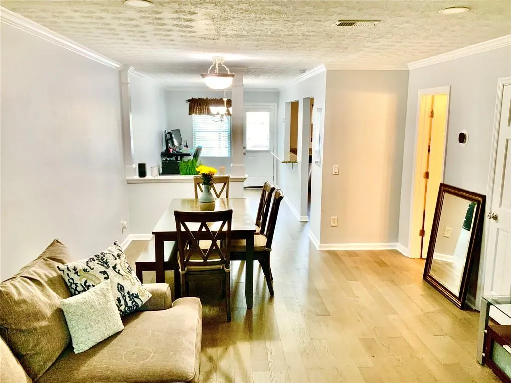 165 N River Drive Unit D, Sandy Springs, Georgia 30350, 2 Bedrooms Bedrooms, ,2 BathroomsBathrooms,Residential,Sold,165 N River Drive Unit D,7071098