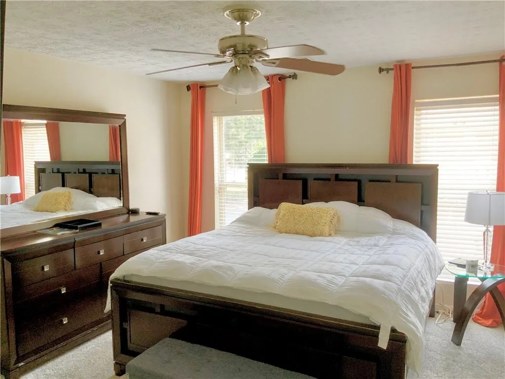 165 N River Drive Unit D, Sandy Springs, Georgia 30350, 2 Bedrooms Bedrooms, ,2 BathroomsBathrooms,Residential,Sold,165 N River Drive Unit D,7071098