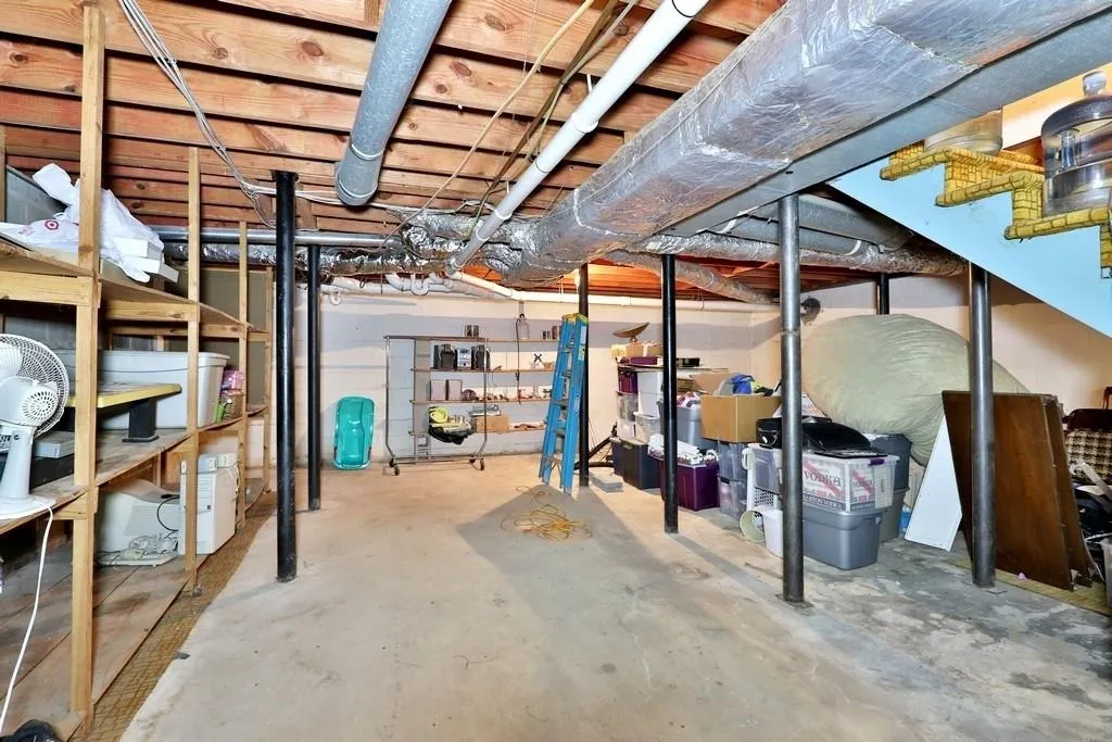 240 Glencourtney Drive, Sandy Springs, Georgia 30328, 4 Bedrooms Bedrooms, ,3 BathroomsBathrooms,Residential,Sold,240 Glencourtney Drive,6565452 240 Glencourtney Drive, Sandy Springs, Georgia 30328, 4 Bedrooms Bedrooms, ,3 BathroomsBathrooms,Residential,Sold,240 Glencourtney Drive,6565452