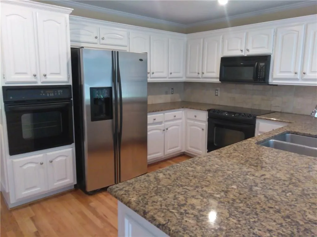 7165 Northgreen Drive, Atlanta, Georgia 30328, 3 Bedrooms Bedrooms, ,3 BathroomsBathrooms,Residential,Sold,7165 Northgreen Drive,5905156