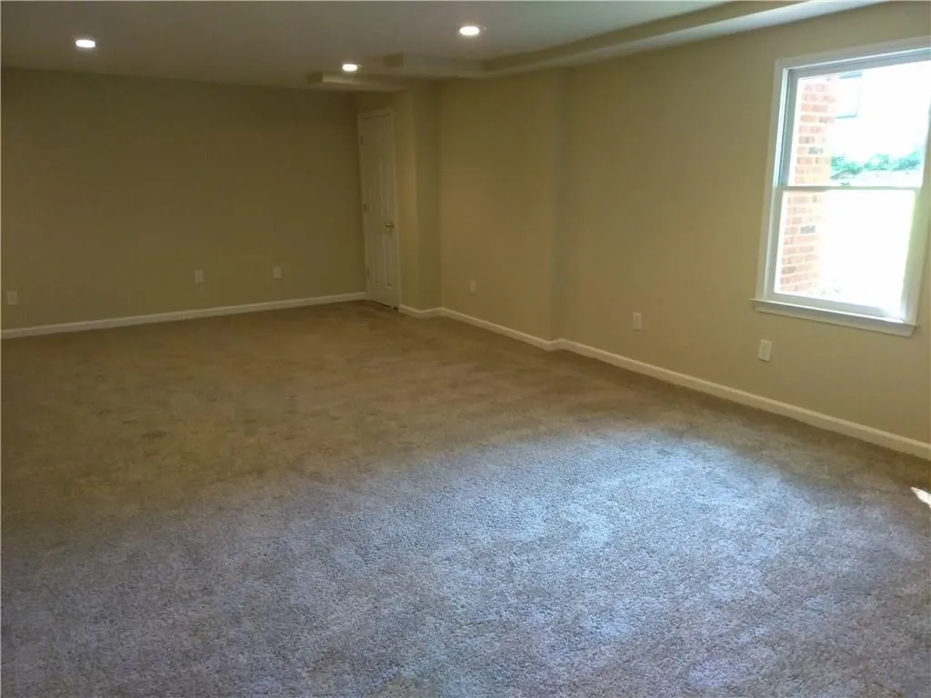 7165 Northgreen Drive, Atlanta, Georgia 30328, 3 Bedrooms Bedrooms, ,3 BathroomsBathrooms,Residential,Sold,7165 Northgreen Drive,5905156