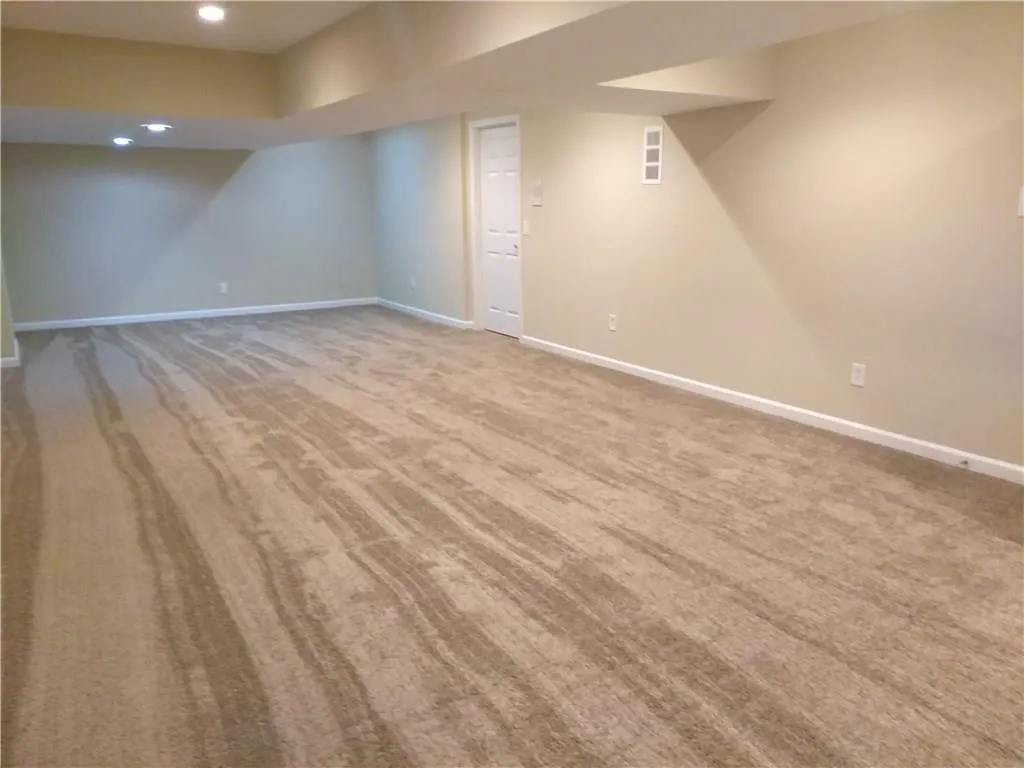 7165 Northgreen Drive, Atlanta, Georgia 30328, 3 Bedrooms Bedrooms, ,3 BathroomsBathrooms,Residential,Sold,7165 Northgreen Drive,5905156