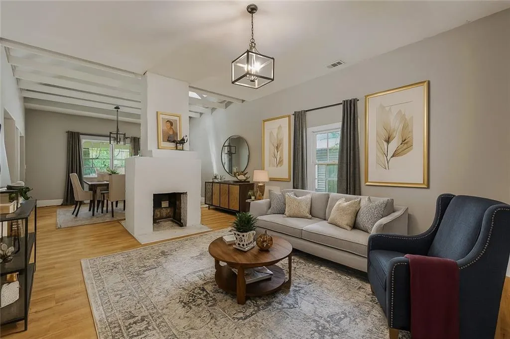 2953 Parrott Avenue Nw, Atlanta, Georgia 30318, 4 Bedrooms Bedrooms, ,2 BathroomsBathrooms,Residential,For Sale,2953 Parrott Avenue Nw,7622843