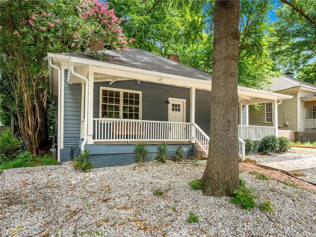 2953 Parrott Avenue Nw, Atlanta, Georgia 30318, 4 Bedrooms Bedrooms, ,2 BathroomsBathrooms,Residential,For Sale,2953 Parrott Avenue Nw,7622843