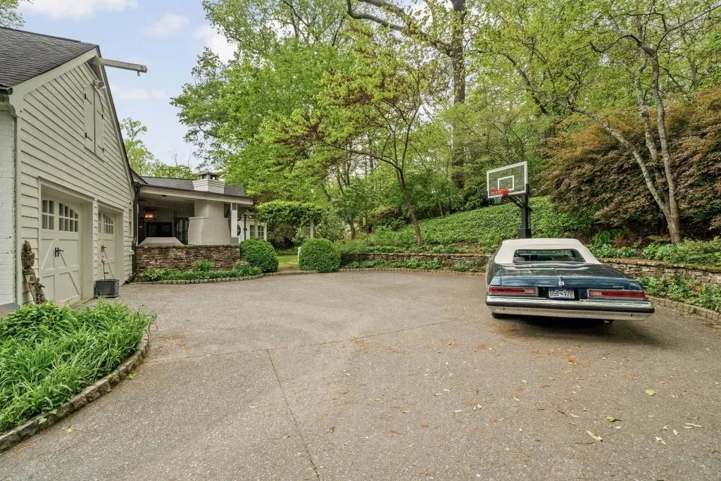 221 Robin Hood Road Ne, Atlanta, Georgia 30309, 5 Bedrooms Bedrooms, ,4 BathroomsBathrooms,Residential,For Sale,221 Robin Hood Road Ne,7634675