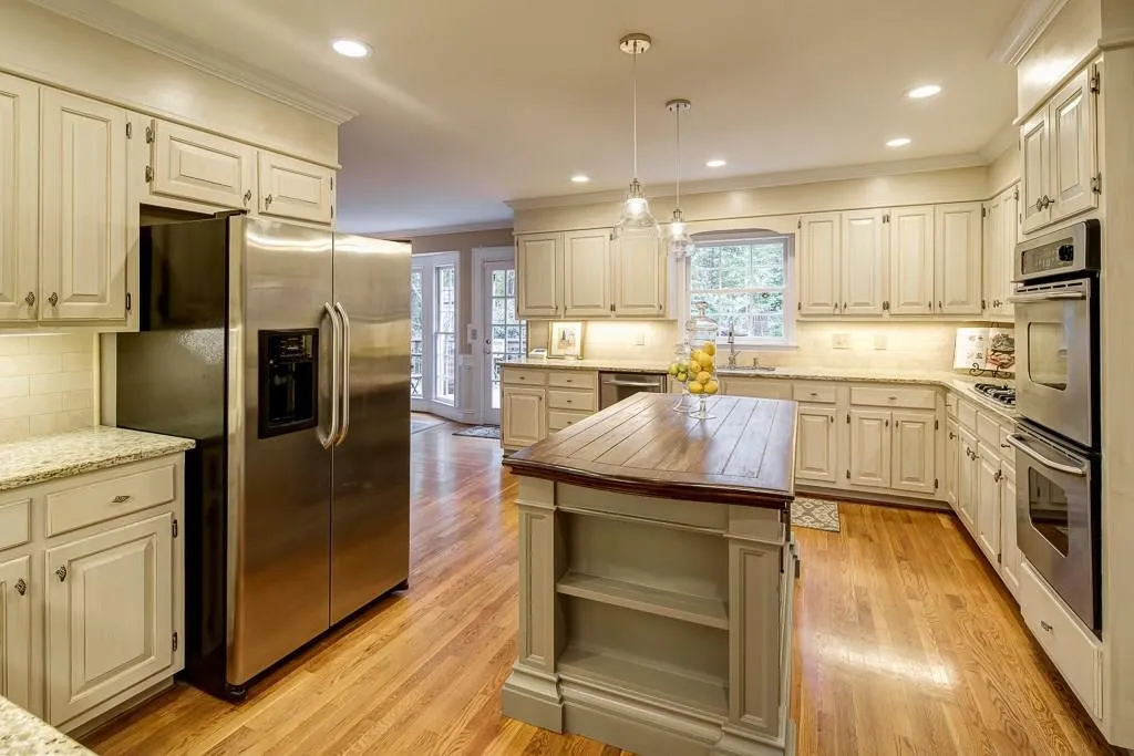 2675 Braffington Court, Sandy Springs, Georgia 30350, 4 Bedrooms Bedrooms, ,4 BathroomsBathrooms,Residential,Sold,2675 Braffington Court,5931813