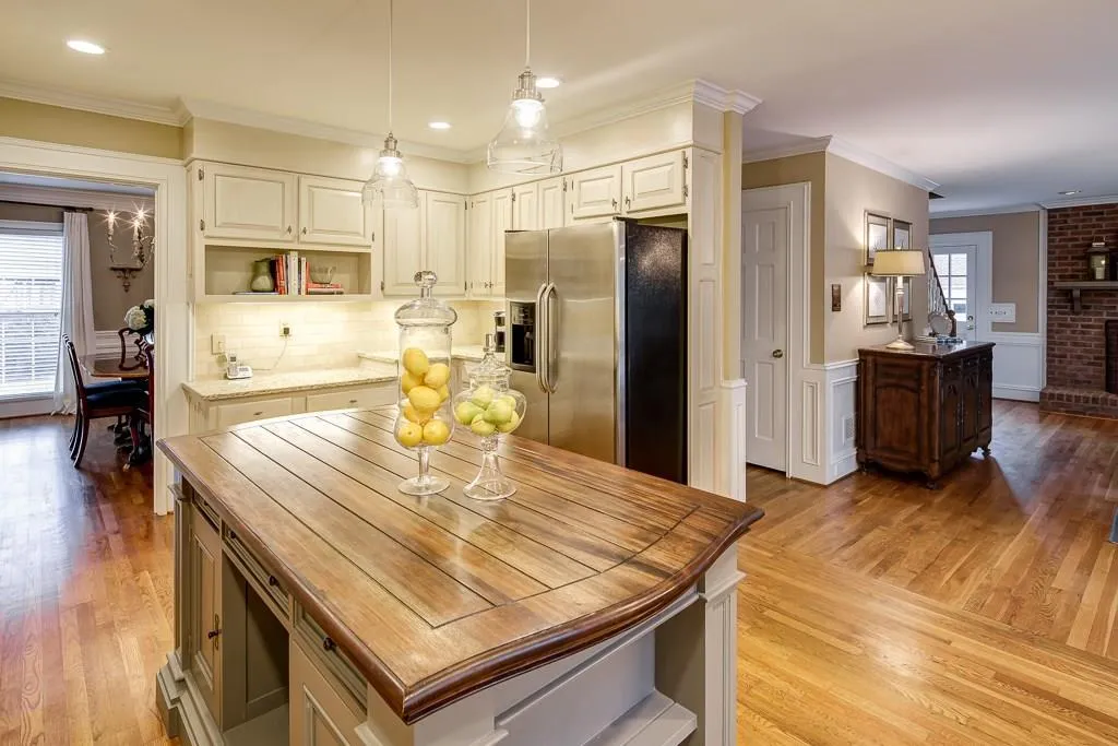 2675 Braffington Court, Sandy Springs, Georgia 30350, 4 Bedrooms Bedrooms, ,4 BathroomsBathrooms,Residential,Sold,2675 Braffington Court,5931813