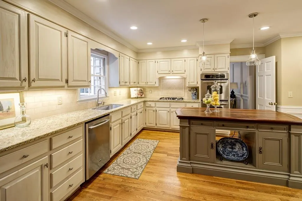 2675 Braffington Court, Sandy Springs, Georgia 30350, 4 Bedrooms Bedrooms, ,4 BathroomsBathrooms,Residential,Sold,2675 Braffington Court,5931813