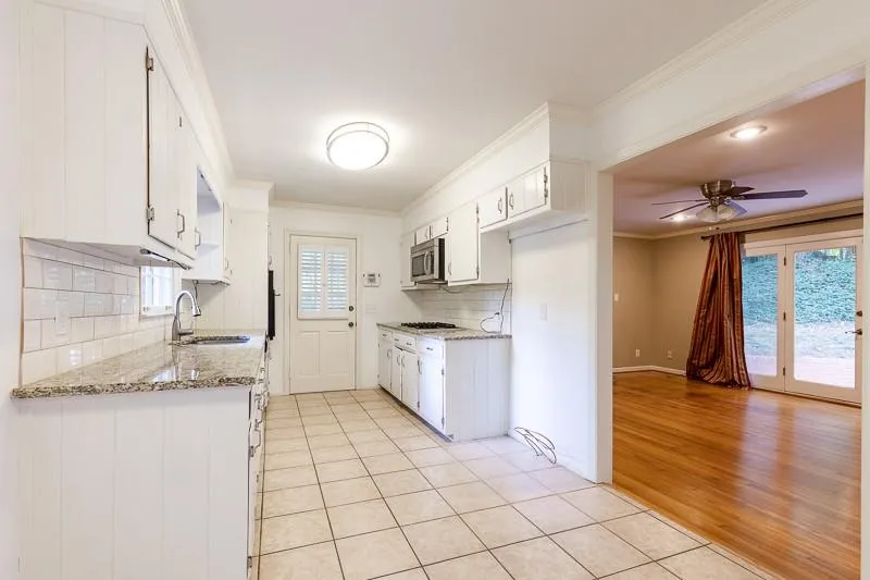 6336 Vernon Woods Drive, Sandy Springs, Georgia 30328, 3 Bedrooms Bedrooms, ,2 BathroomsBathrooms,Residential,Sold,6336 Vernon Woods Drive,6629135