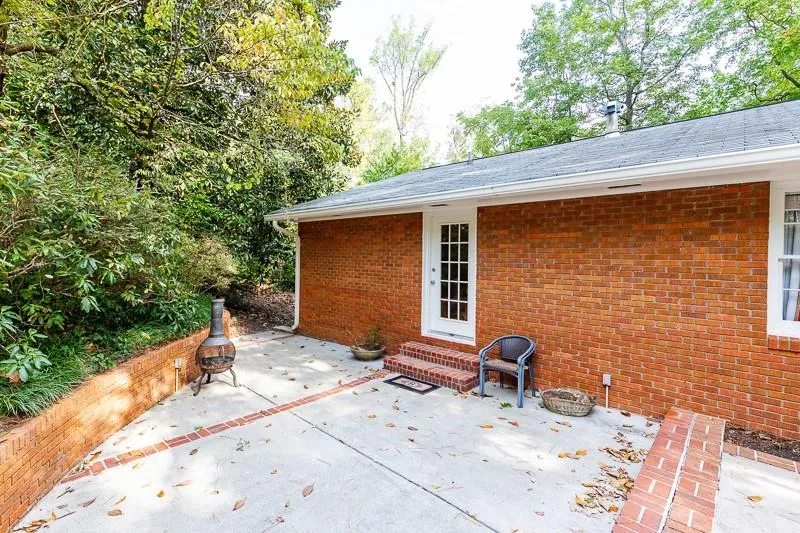 6336 Vernon Woods Drive, Sandy Springs, Georgia 30328, 3 Bedrooms Bedrooms, ,2 BathroomsBathrooms,Residential,Sold,6336 Vernon Woods Drive,6629135