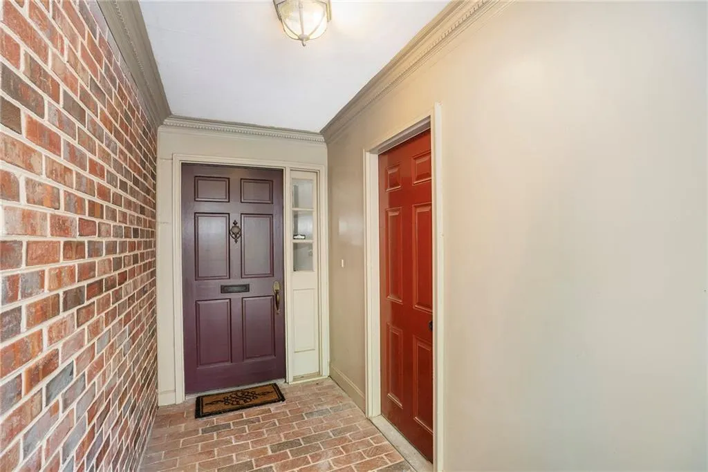 342 The Chace, Sandy Springs, Georgia 30328, 4 Bedrooms Bedrooms, ,3 BathroomsBathrooms,Residential,Sold,342 The Chace,7408890