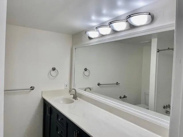6851 Roswell Road Unit F8, Atlanta, Georgia 30328, 2 Bedrooms Bedrooms, ,2 BathroomsBathrooms,Residential,Sold,6851 Roswell Road Unit F8,7019726