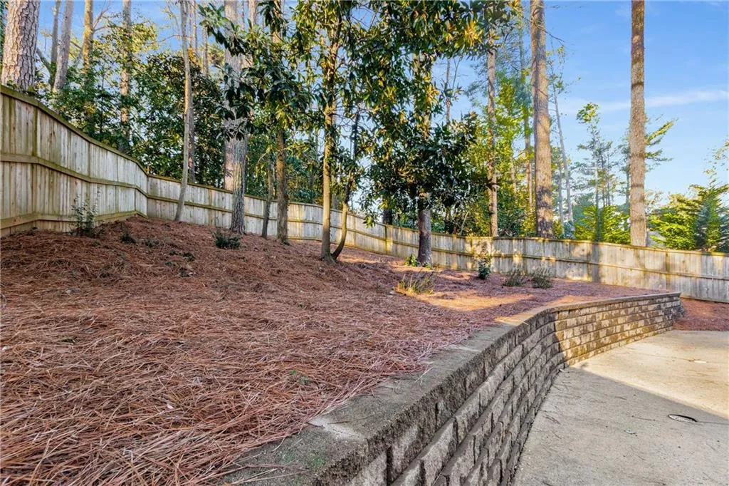 6350 Blackwater Trail, Sandy Springs, Georgia 30328, 5 Bedrooms Bedrooms, ,2 BathroomsBathrooms,Residential,Sold,6350 Blackwater Trail,7527117