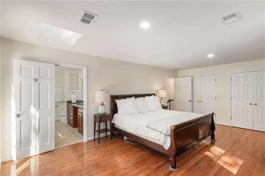 6350 Blackwater Trail, Sandy Springs, Georgia 30328, 5 Bedrooms Bedrooms, ,2 BathroomsBathrooms,Residential,Sold,6350 Blackwater Trail,7527117