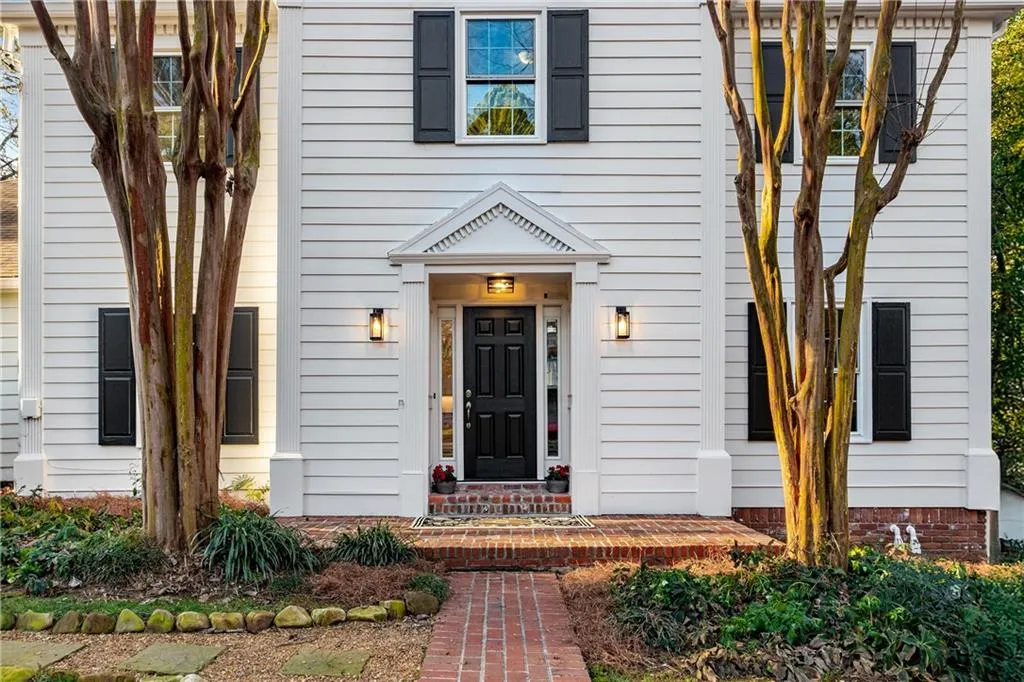 6350 Blackwater Trail, Sandy Springs, Georgia 30328, 5 Bedrooms Bedrooms, ,2 BathroomsBathrooms,Residential,Sold,6350 Blackwater Trail,7527117
