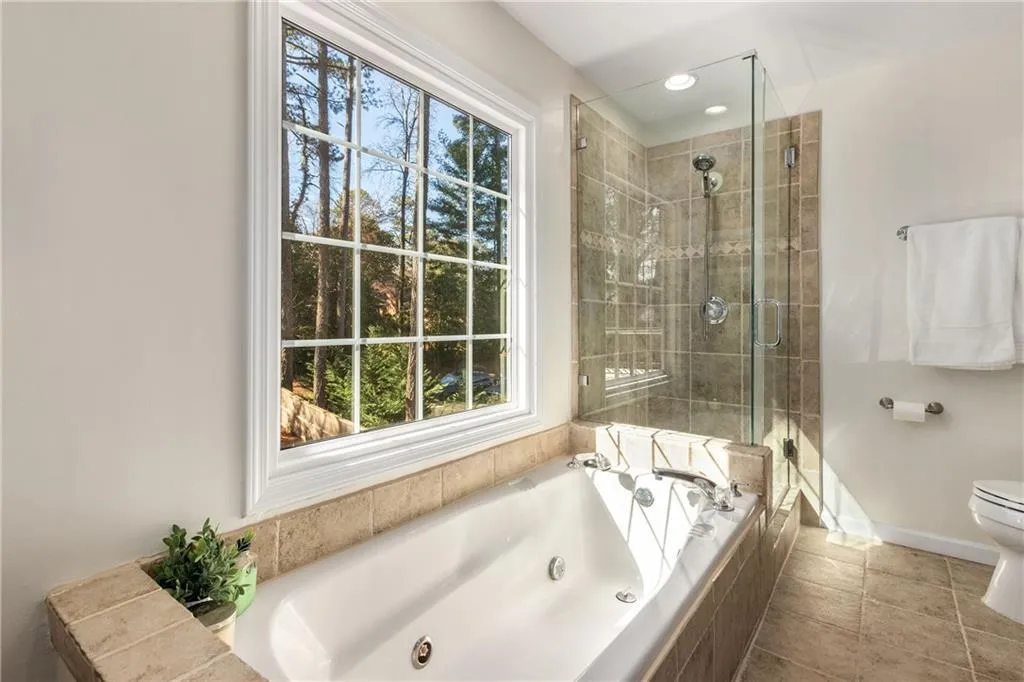 6350 Blackwater Trail, Sandy Springs, Georgia 30328, 5 Bedrooms Bedrooms, ,2 BathroomsBathrooms,Residential,Sold,6350 Blackwater Trail,7527117