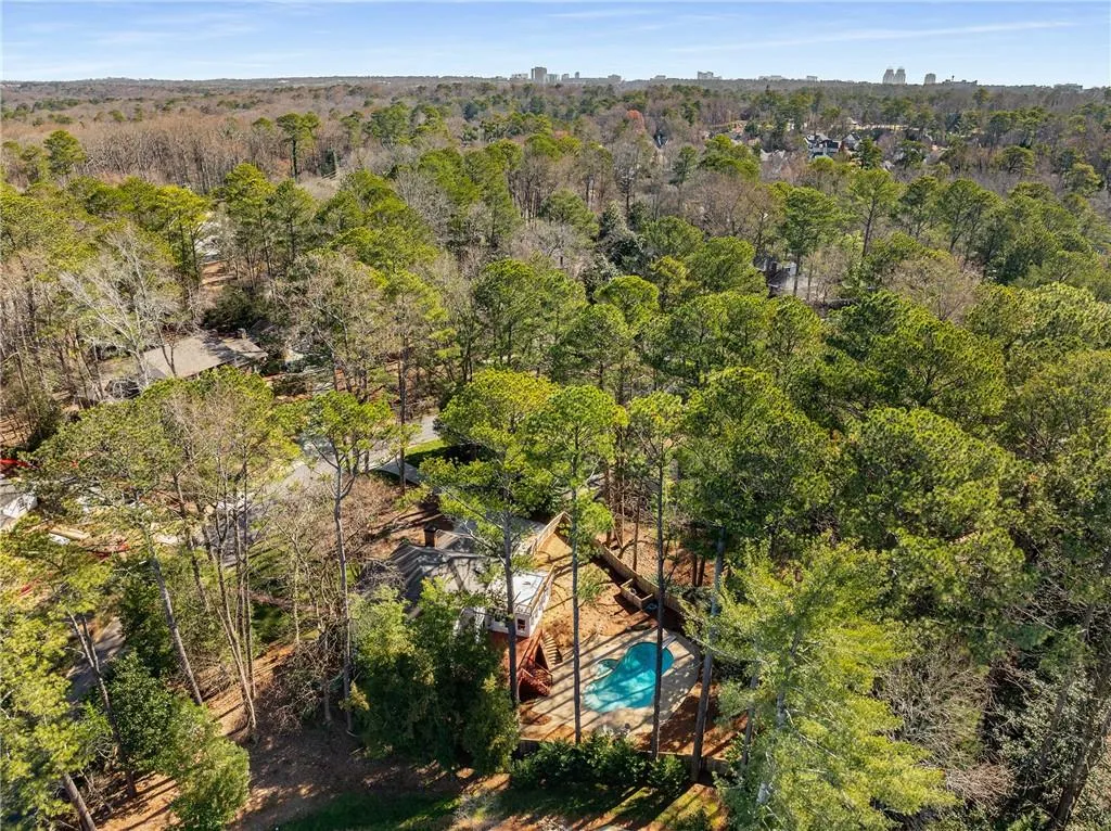 6350 Blackwater Trail, Sandy Springs, Georgia 30328, 5 Bedrooms Bedrooms, ,2 BathroomsBathrooms,Residential,Sold,6350 Blackwater Trail,7527117