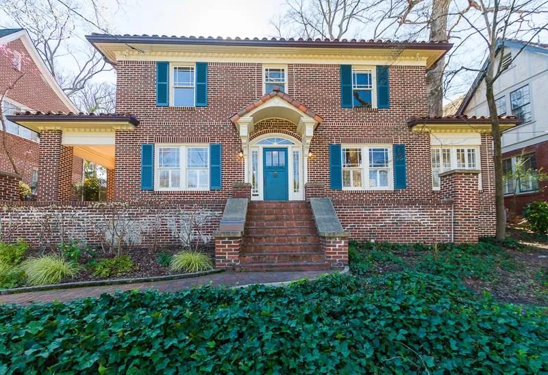 599 E Morningside Drive Ne, Atlanta, Georgia 30324, 5 Bedrooms Bedrooms, ,3 BathroomsBathrooms,Residential,Sold,599 E Morningside Drive Ne,5814170