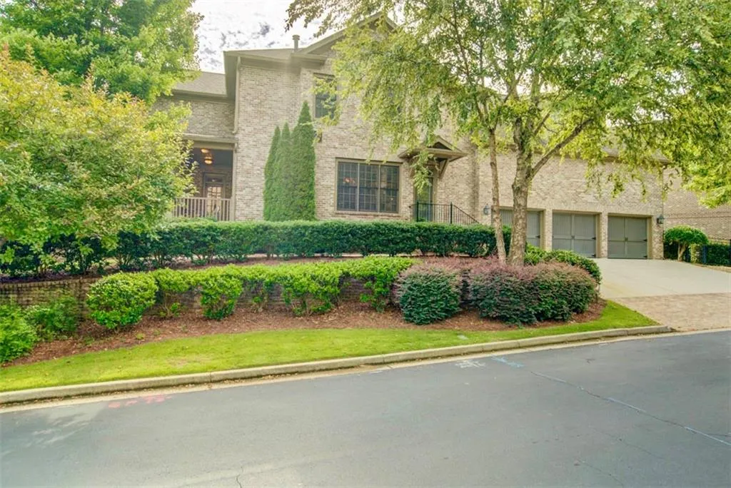 505 Glengate Cove, Atlanta, Georgia 30328, 5 Bedrooms Bedrooms, ,5 BathroomsBathrooms,Residential,Sold,505 Glengate Cove,6862683