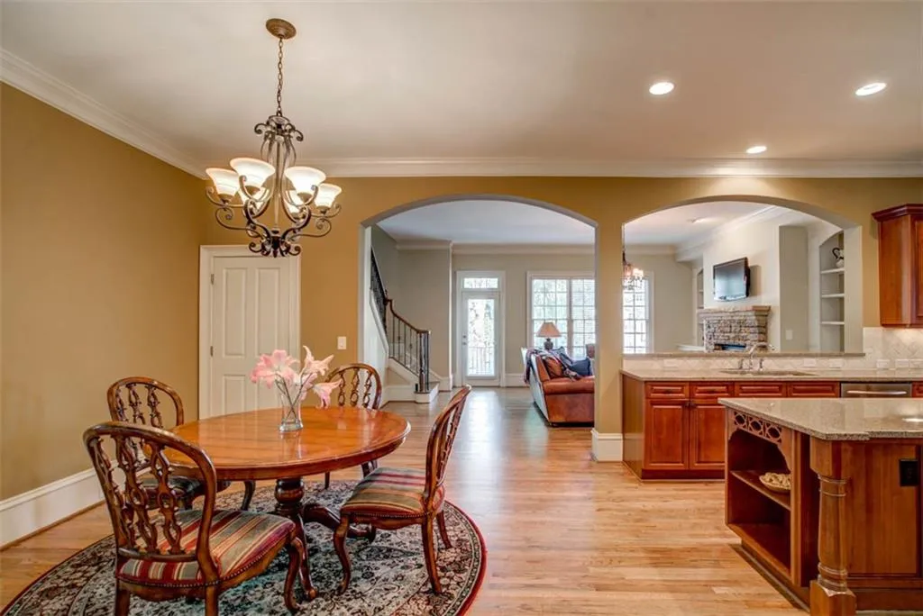 505 Glengate Cove, Atlanta, Georgia 30328, 5 Bedrooms Bedrooms, ,5 BathroomsBathrooms,Residential,Sold,505 Glengate Cove,6862683