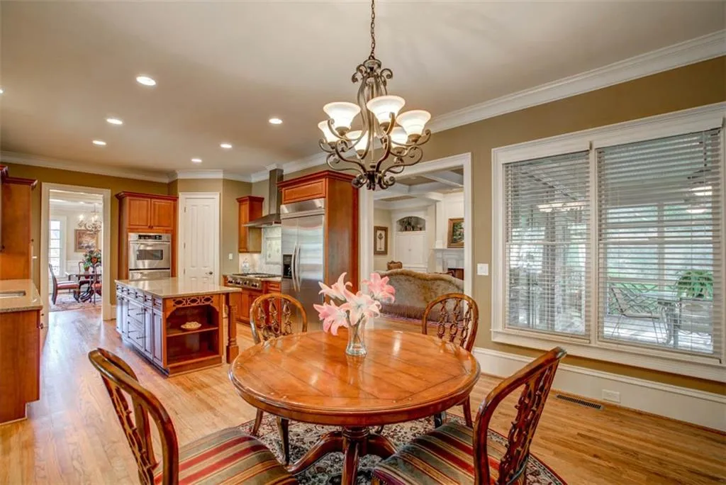 505 Glengate Cove, Atlanta, Georgia 30328, 5 Bedrooms Bedrooms, ,5 BathroomsBathrooms,Residential,Sold,505 Glengate Cove,6862683