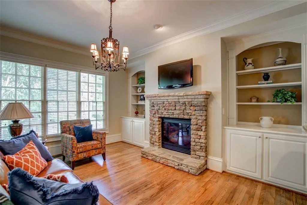 505 Glengate Cove, Atlanta, Georgia 30328, 5 Bedrooms Bedrooms, ,5 BathroomsBathrooms,Residential,Sold,505 Glengate Cove,6862683