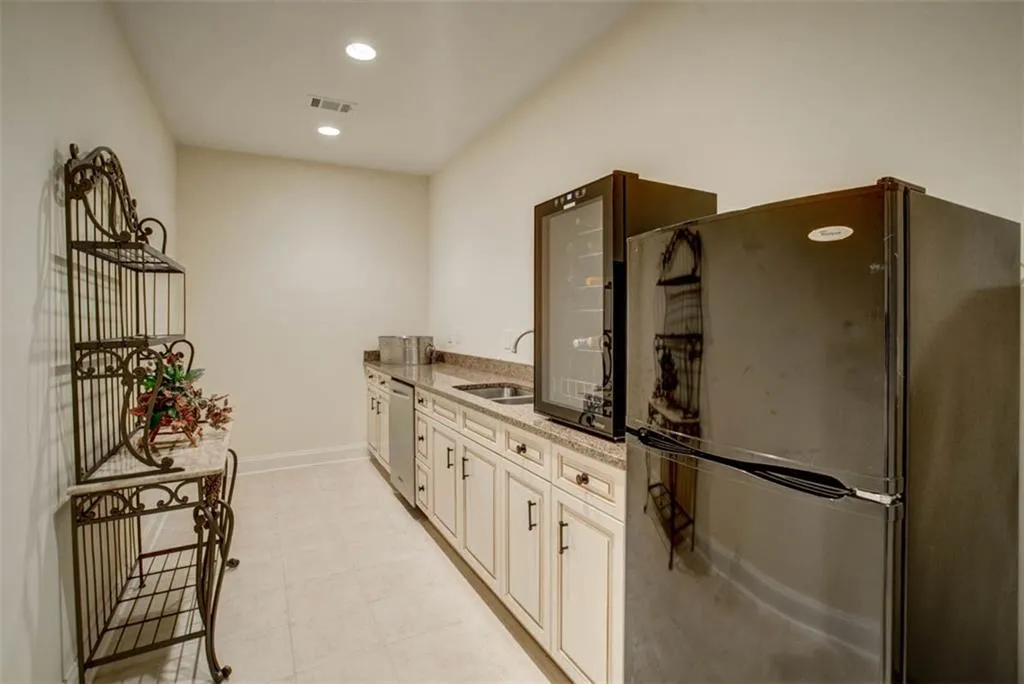 505 Glengate Cove, Atlanta, Georgia 30328, 5 Bedrooms Bedrooms, ,5 BathroomsBathrooms,Residential,Sold,505 Glengate Cove,6862683