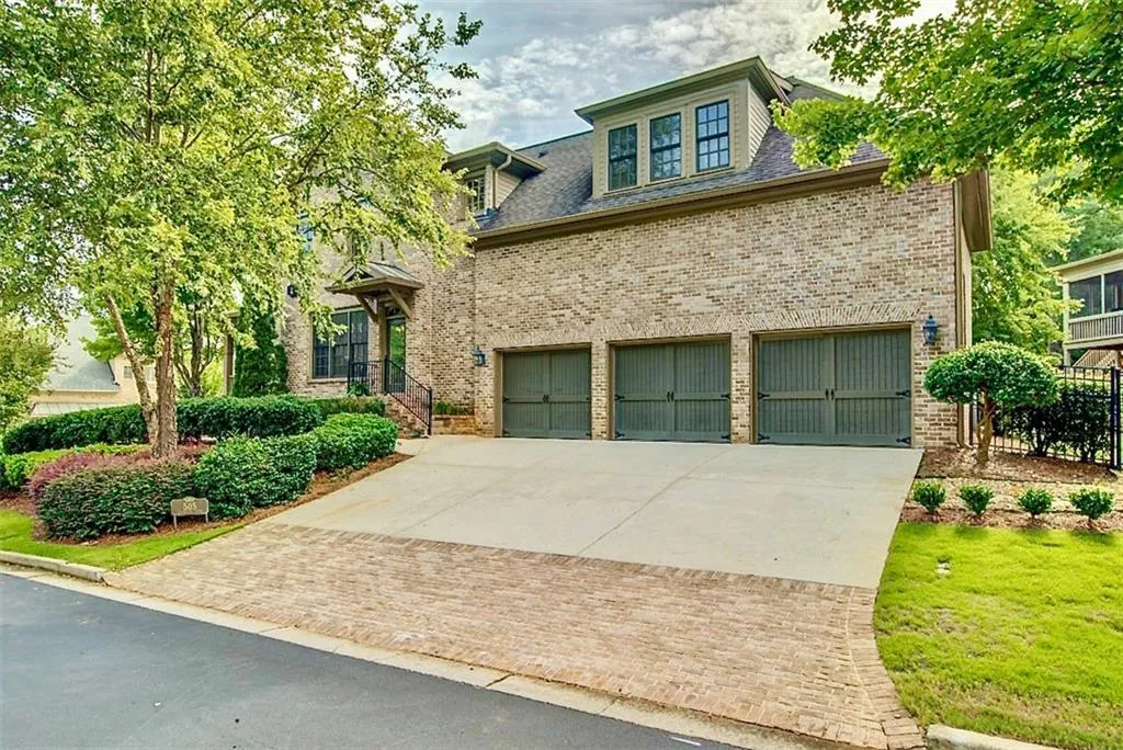 505 Glengate Cove, Atlanta, Georgia 30328, 5 Bedrooms Bedrooms, ,5 BathroomsBathrooms,Residential,Sold,505 Glengate Cove,6862683