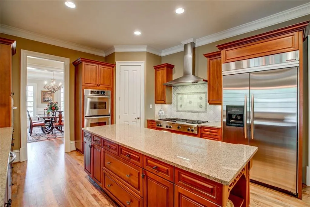 505 Glengate Cove, Atlanta, Georgia 30328, 5 Bedrooms Bedrooms, ,5 BathroomsBathrooms,Residential,Sold,505 Glengate Cove,6862683
