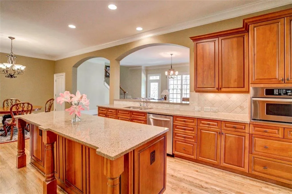 505 Glengate Cove, Atlanta, Georgia 30328, 5 Bedrooms Bedrooms, ,5 BathroomsBathrooms,Residential,Sold,505 Glengate Cove,6862683