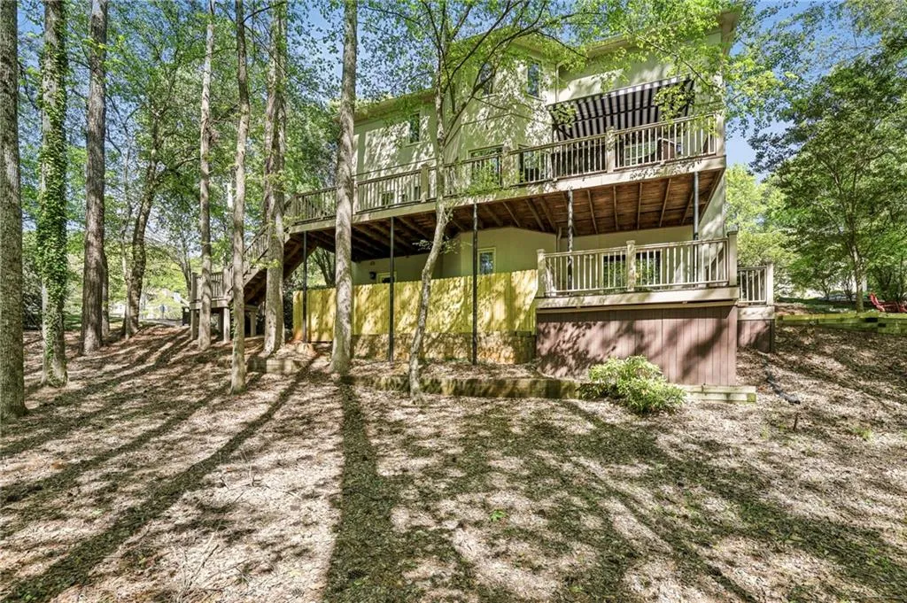 1895 Redbourne Drive, Atlanta, Georgia 30350, 4 Bedrooms Bedrooms, ,3 BathroomsBathrooms,Residential,Sold,1895 Redbourne Drive,7562317