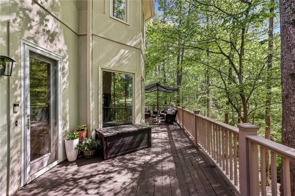 1895 Redbourne Drive, Atlanta, Georgia 30350, 4 Bedrooms Bedrooms, ,3 BathroomsBathrooms,Residential,Sold,1895 Redbourne Drive,7562317