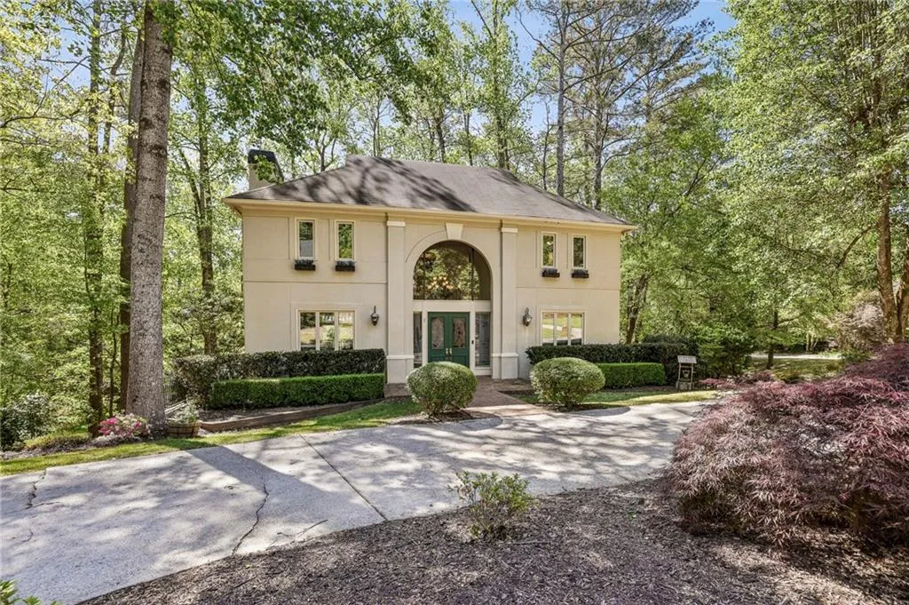 1895 Redbourne Drive, Atlanta, Georgia 30350, 4 Bedrooms Bedrooms, ,3 BathroomsBathrooms,Residential,Sold,1895 Redbourne Drive,7562317