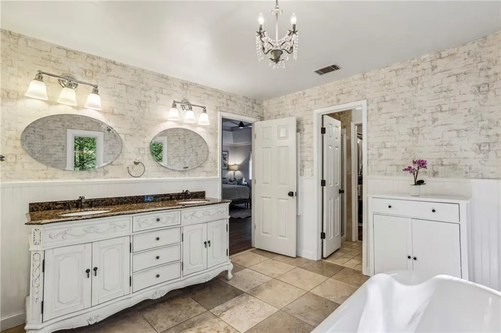 1895 Redbourne Drive, Atlanta, Georgia 30350, 4 Bedrooms Bedrooms, ,3 BathroomsBathrooms,Residential,Sold,1895 Redbourne Drive,7562317