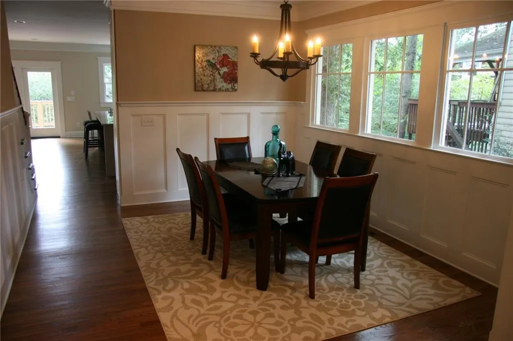 31 Honour Circle Nw, Atlanta, Georgia 30305, 4 Bedrooms Bedrooms, ,4 BathroomsBathrooms,Residential,Sold,31 Honour Circle Nw,5623957