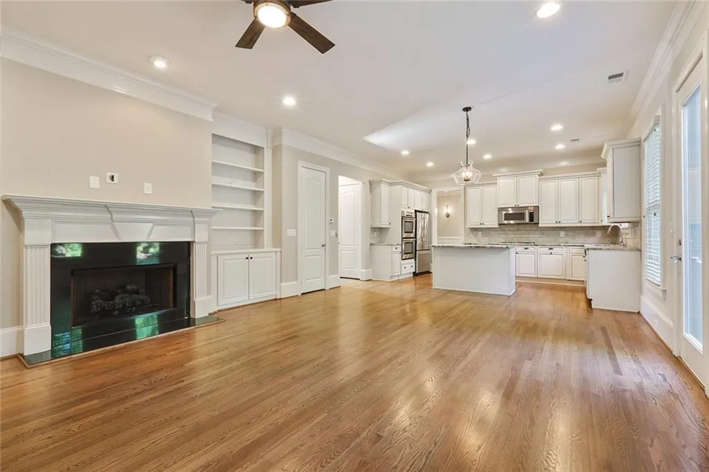 6228 Mount Vernon Oaks Drive, Sandy Springs, Georgia 30328, 4 Bedrooms Bedrooms, ,3 BathroomsBathrooms,Residential,Sold,6228 Mount Vernon Oaks Drive,5750830